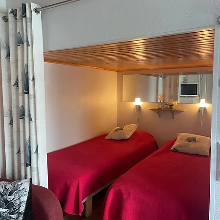 Lomamökit Pikkuhelmi-huvila *