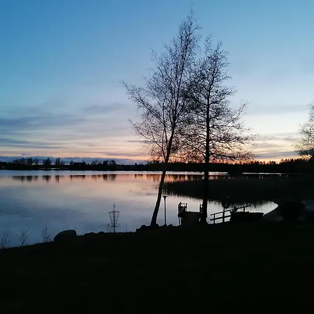 Шале Pikkuhelmi-huvila Eurajoki