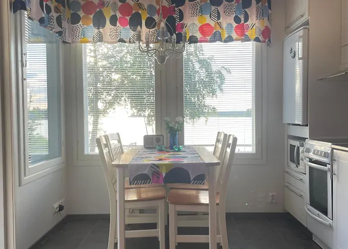 Pikkuhelmi-huvila Lomamökit Eurajoki